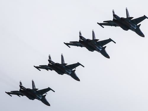La strategia russa dietro le bombe plananti: così le D-30Ns mandano in crisi Kiev