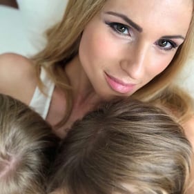 Michelle Hunziker sexy a Sorrento 12