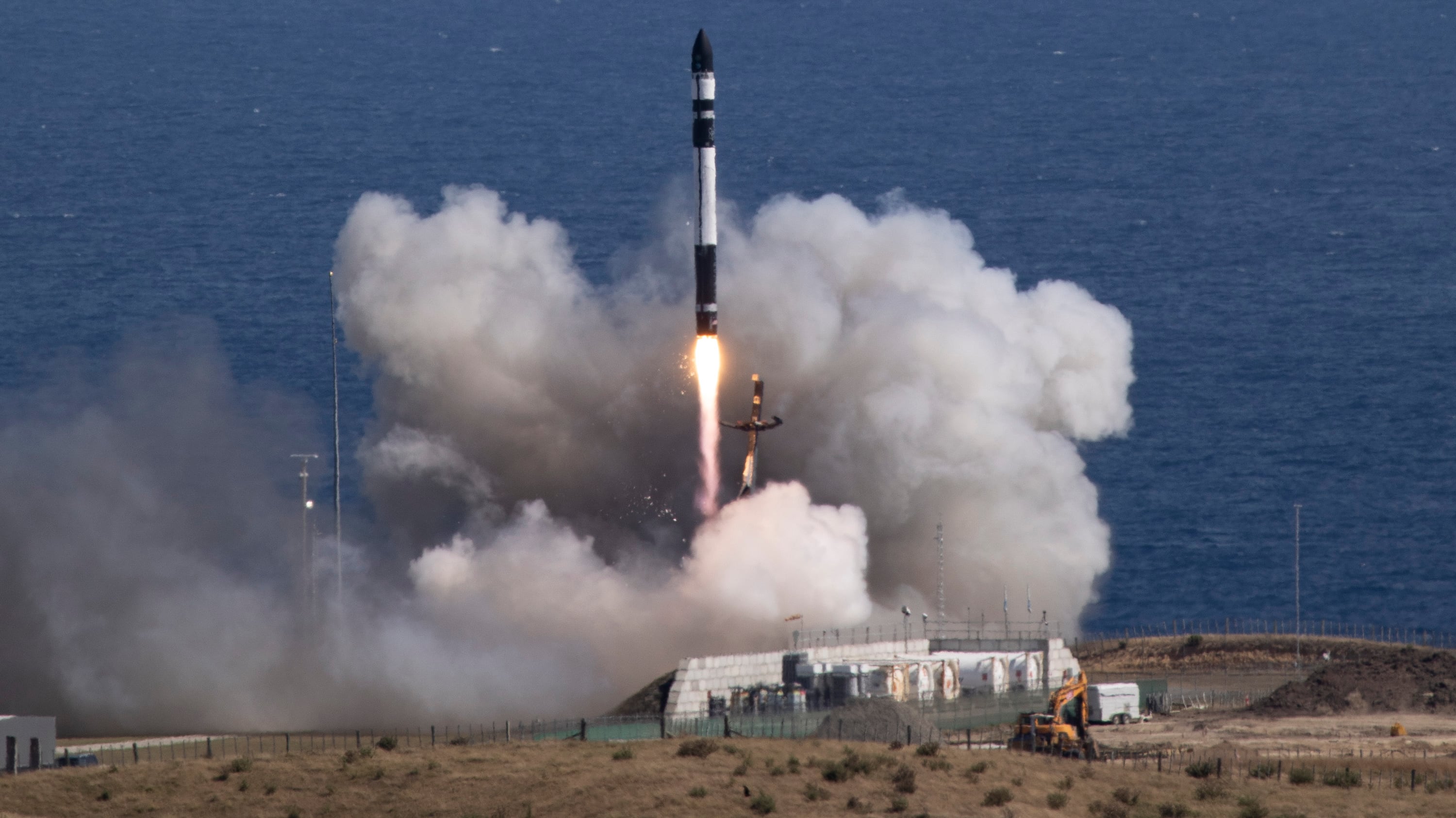 "Così insegno ai satelliti a conquistare lo spazio"
