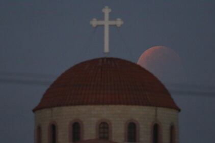 Una notte di luna rossa: ecco l'eclissi nel mondo 1