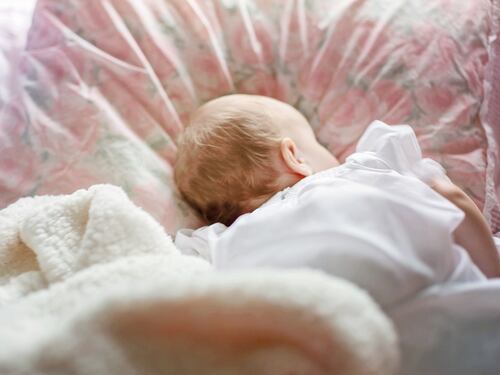 Niente da fare per la piccola Indi. I giudici inglesi negano il permesso di trasferimento al Bambino Gesù
