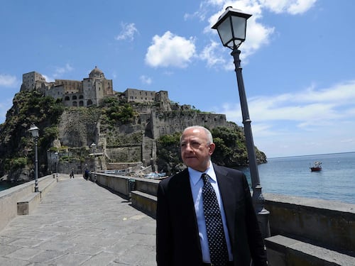 Campania, De Luca deposita ricorso contro la sospensione