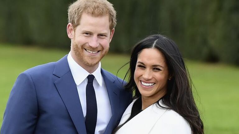 Harry e Meghan "scappano" al sole di Ibiza