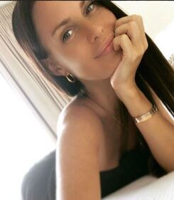Natalie Weber, le foto più sexy della moglie di Mauro Zarate 10