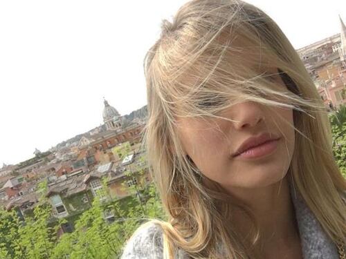 Nibar Madar, ecco la nuova Bar Refaeli