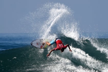 2018 World Surf League: i surfisti tra le onde 13