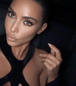 Kim Kardashian hot in cabina armadio: foto 6