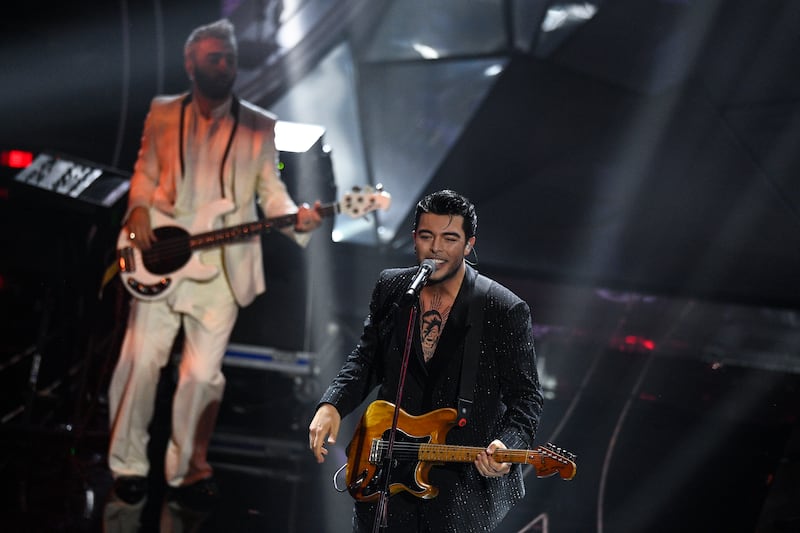 Sanremo 2024: ecco il look della prima serata del Festival dei The Kolors 6