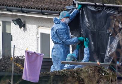 Ex spia russa avvelenata a Londra: i rilievi della scientifica 2