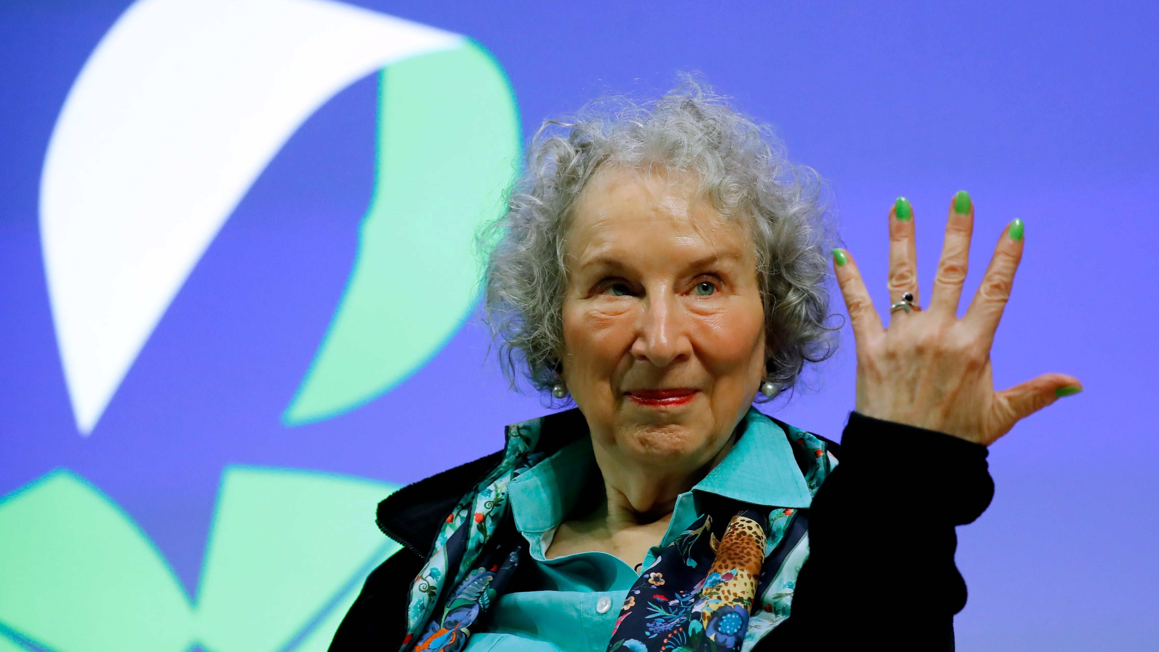 I "testamenti" di Atwood: "Le mie Ancelle attaccate dagli hacker"