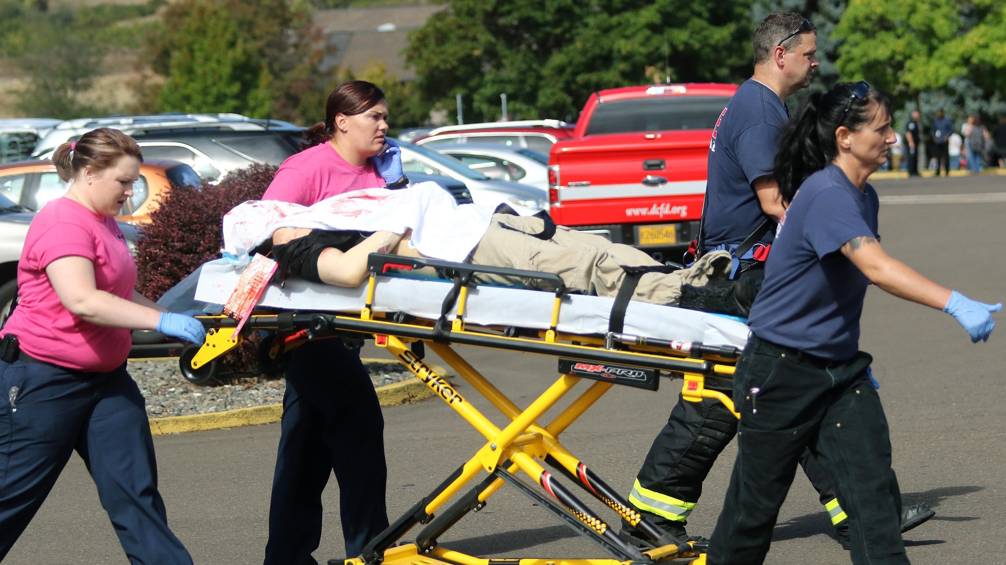 Usa, sparatoria in un college dell'Oregon: è strage