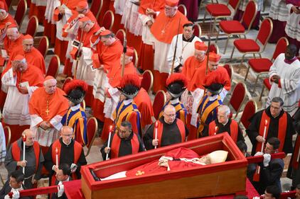 La traslazione della Bara di Papa Francesco nella Basilica di San Pietro 5