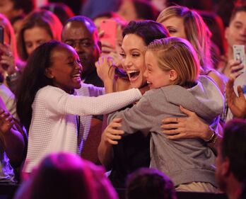 Angelina Jolie torna in pubblico dopo l'operazione 5
