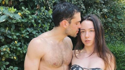 "È incinta, partorirà a gennaio". La bomba su Aurora Ramazzotti