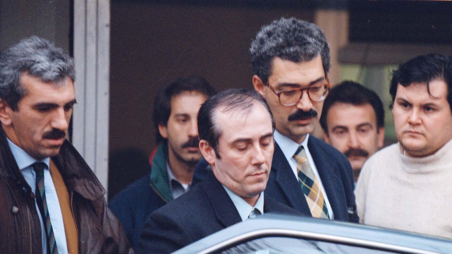 Permesso di 3 giorni a uno dei fratelli Savi E scoppia la polemica