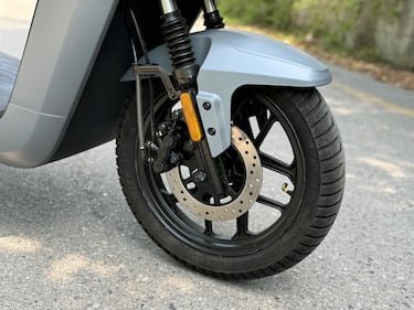 Niu MQi GT 100, la gallery dello scooter elettrico perfetto per la città 5