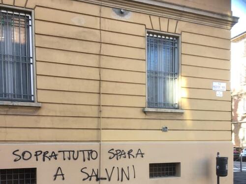 Bologna, nuove minacce al leader leghista: "Soprattutto spara a Salvini"