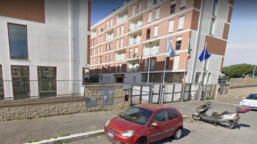Organizzano per Pasquetta un festino in garage: denunciati 15 studenti