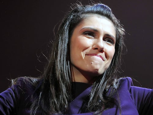 Elisa ringrazia Maria De Filippi: "Sei la più rock n roll di tutti"