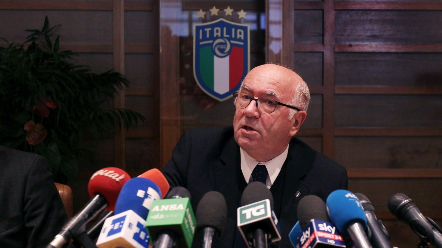 Cosa nasconde lo strano gioco sul Diavolo