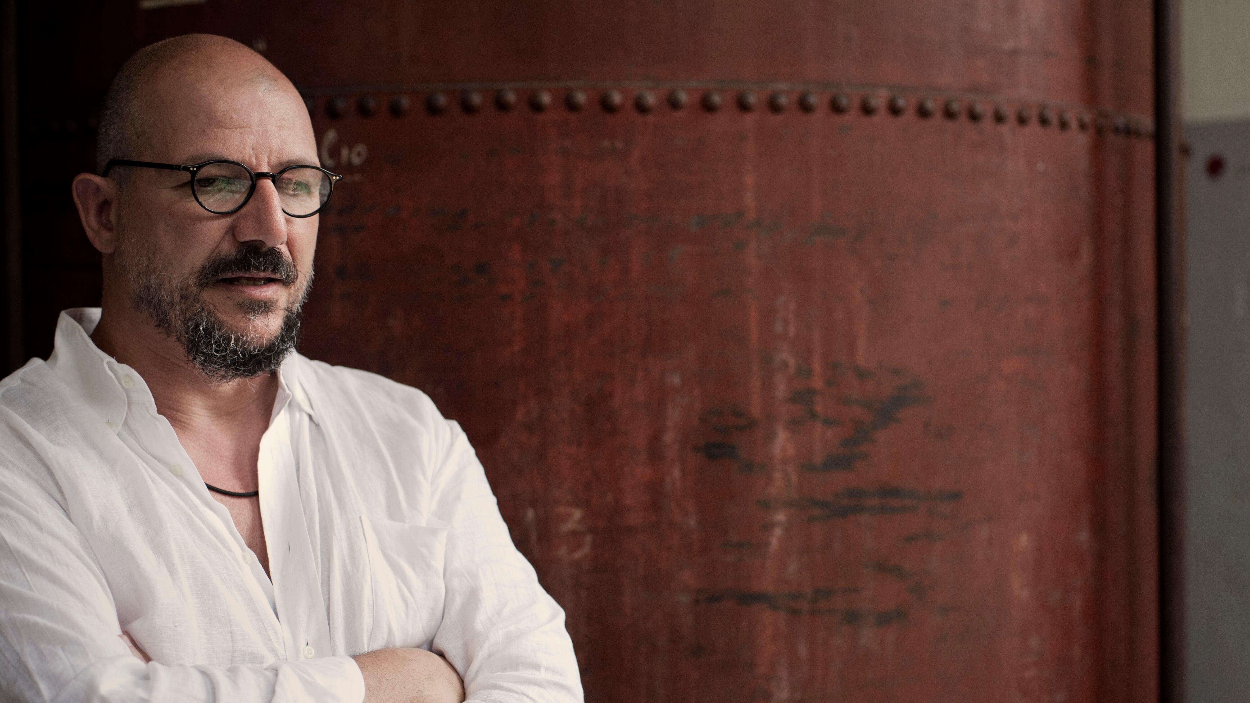 "Il teatro è come il supermercato Ci vai per nutrire la tua anima"