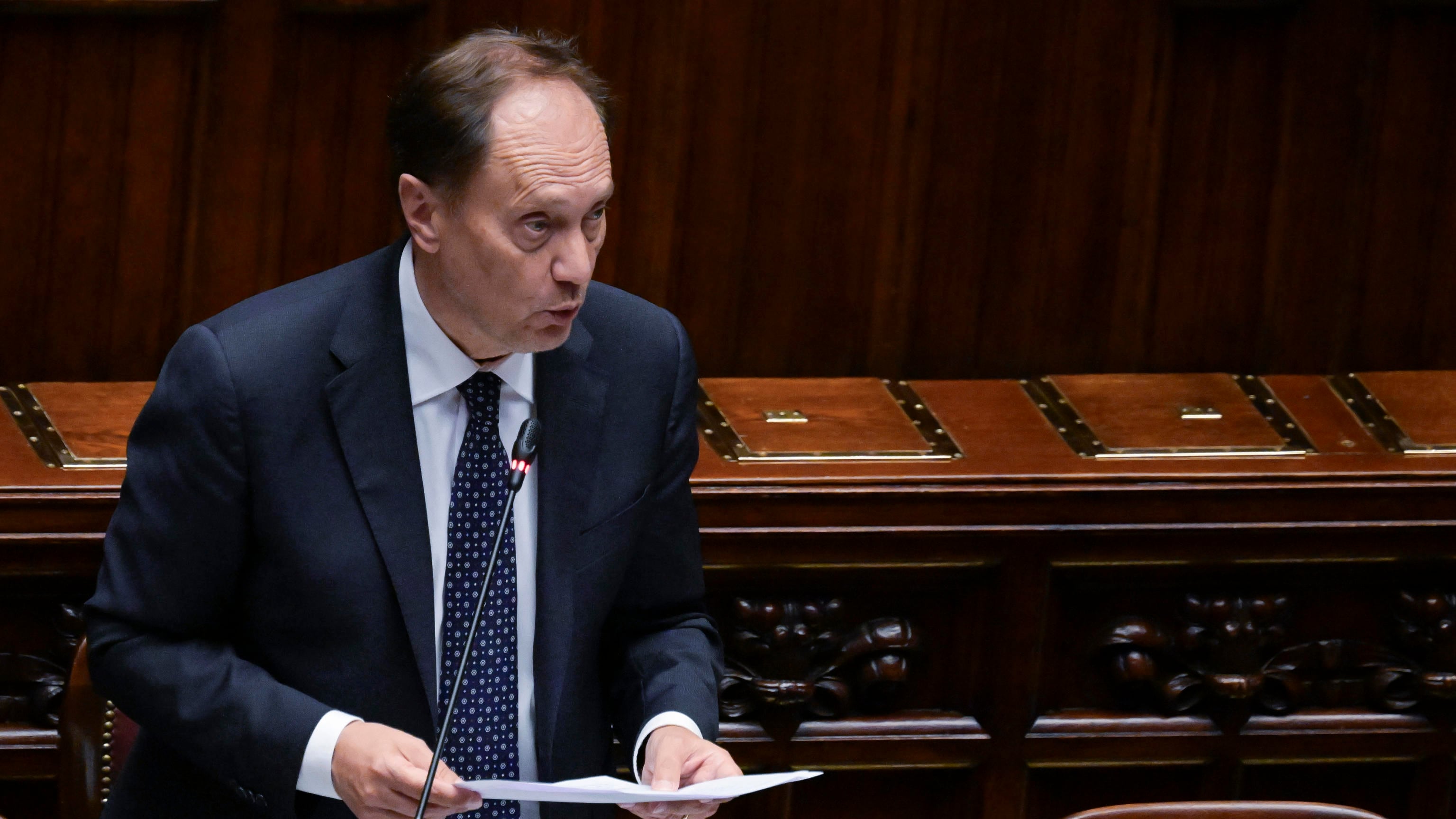 Nella testa dei peones dell'aula l'ossessione di essere rieletti. "È il fascino del posto fisso"