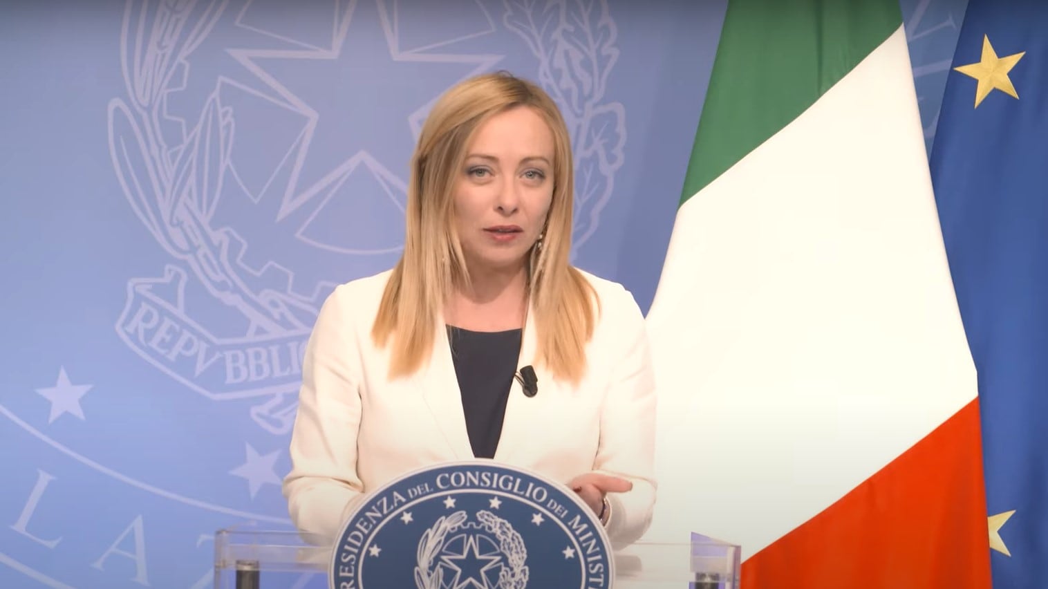 "Oggi dirsi patrioti non è più dispregiativo". Meloni e il discorso dell'orgoglio