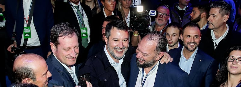 Salvini rieletto: 76%. Il primo impegno: “Basta con i soldi e le armi a Kiev”