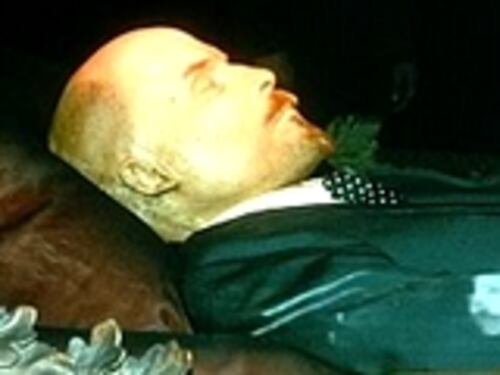 Raul Castro vuole mummificare Fidel?