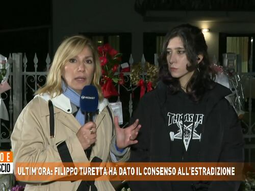 "Simboli satanici sulla felpa". Scoppia la polemica sulla felpa della sorella di Giulia Cecchettin