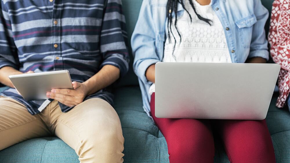 "Ogni giorno al computer senza dire una parola. E dentro tantissimo dolore"