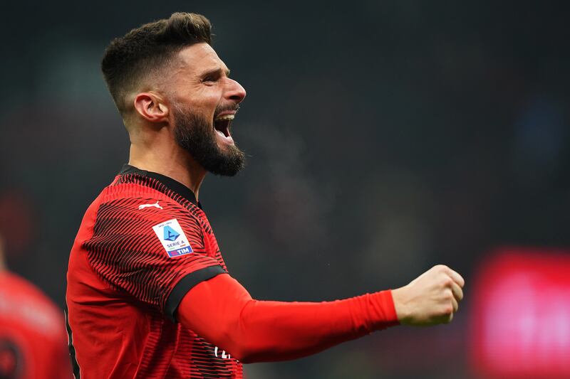 Giroud, addio al Milan: ecco cosa chiede la famiglia al calciatore