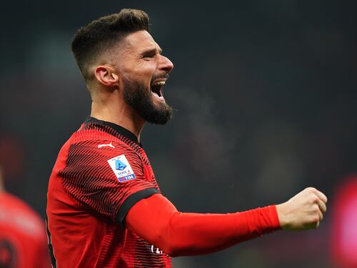 Giroud, addio al Milan: ecco cosa chiede la famiglia al calciatore