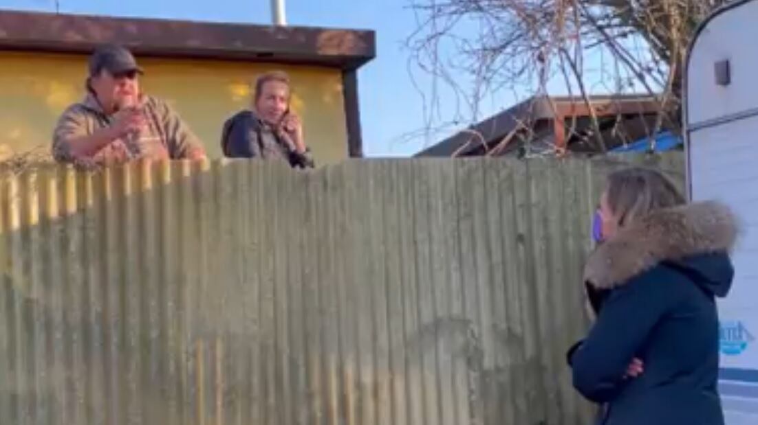 I rom? "Orgogliosi" giallorossi "Li votiamo, ci danno i soldi..."