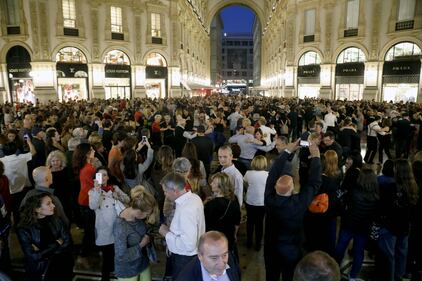 OnDance, a Milano il tango si balla in Galleria Vittorio Emanuele 3