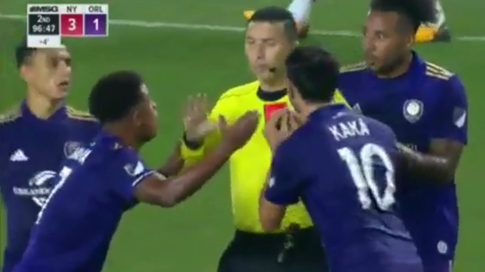 Neppure la Var ci salverà dagli arbitri ottusi...