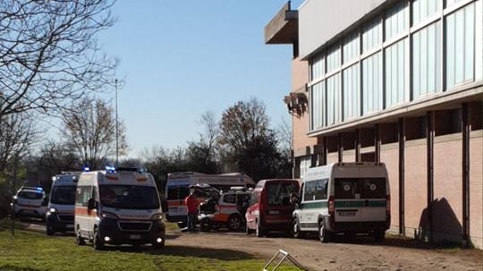 Pavia, spray urticante a scuola: soccorsi 30 ragazzi