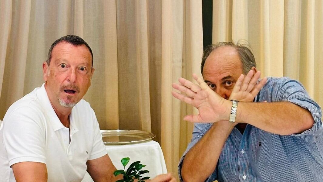 "Conoscete un hotel...". Gerry Scotti conferma la presenza a Sanremo 2024