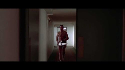 "American Psycho", sesso e violenza in foto 39
