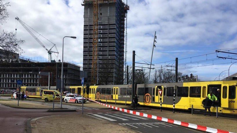 Sparatoria sul tram a Utrecht: "Morti e diversi feriti"