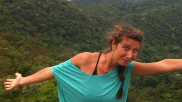 Per la polizia potrebbe essere lei l'assassina. E forse ha un complice