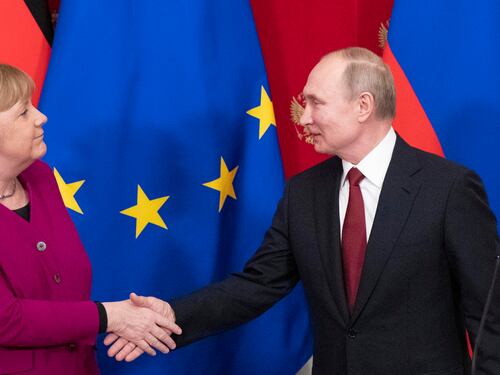"Non avevo più il potere...": la rivelazione della Merkel su Putin e la guerra