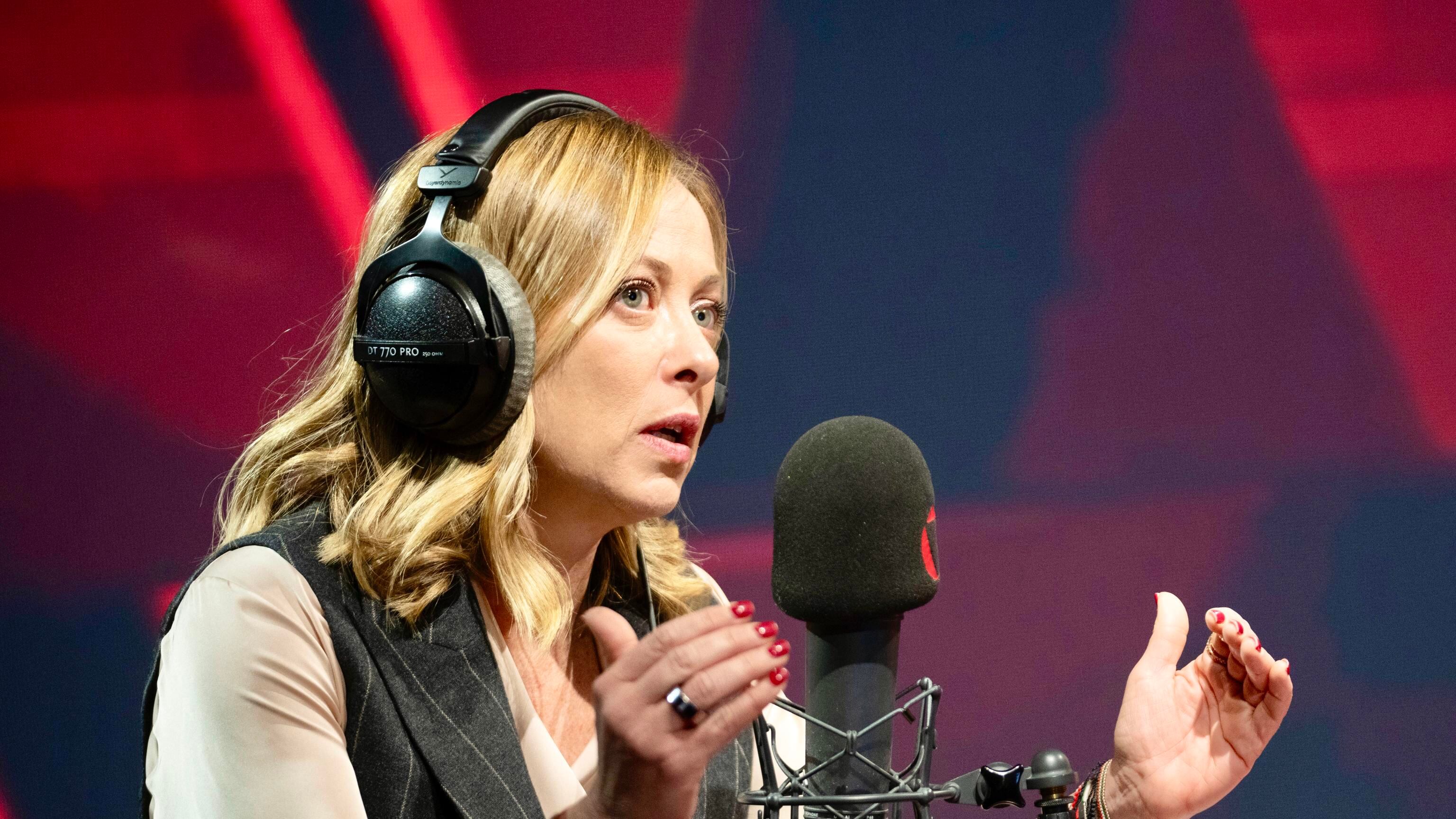 Meloni: "La mia vita privata tutta in piazza, se ne è parlato senza pietà"