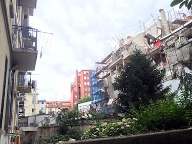 Milano, la palazzina dopo l'esplosione 2