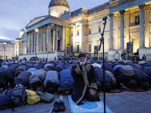 “A Londra apartheid sulle donne”. L’ombra della sharia sull’Europa