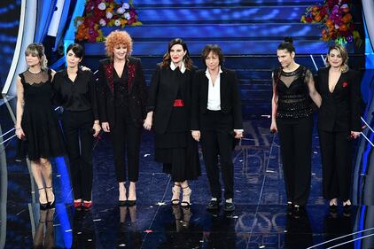 Sanremo, le immagini della terza serata 11