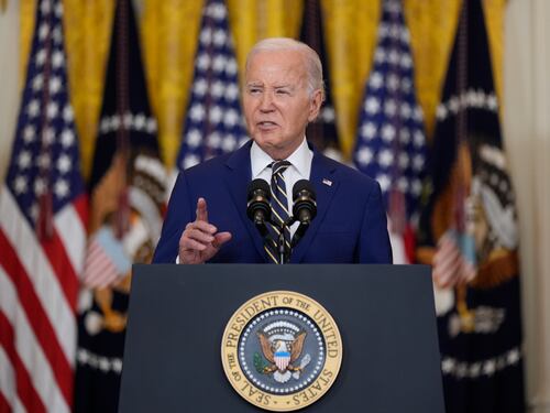 "Non avevo scelta". Biden ora blinda il confine meridionale
