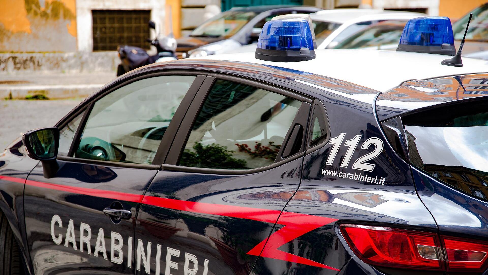 A 99 anni legata e imbavagliata da due malviventi
