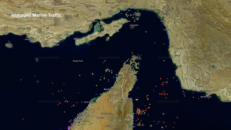 Petroliera attaccata al largo del Qatar: “Numero imprecisato di morti”