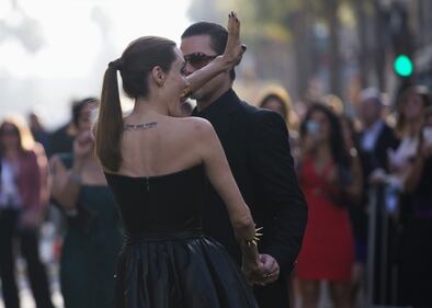 Brad Pitt aggredito durante la prima di Maleficent 8